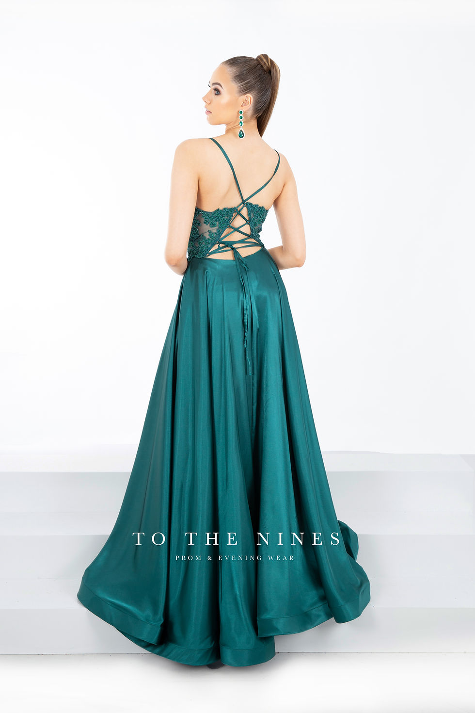 Thumbnail: To the Nines TNJ822