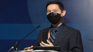 ศ.เกียรติคุณ นพ. สบง ศรีวรรณบูรณ์ จักษุแพทย์ TRSC ได้รับเชิญเข้าร่วมบรรยายในงาน Cataract Day 2023