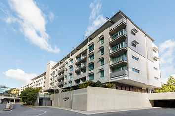 adina-apartment-hotel-perth-exterior-2017.jpg