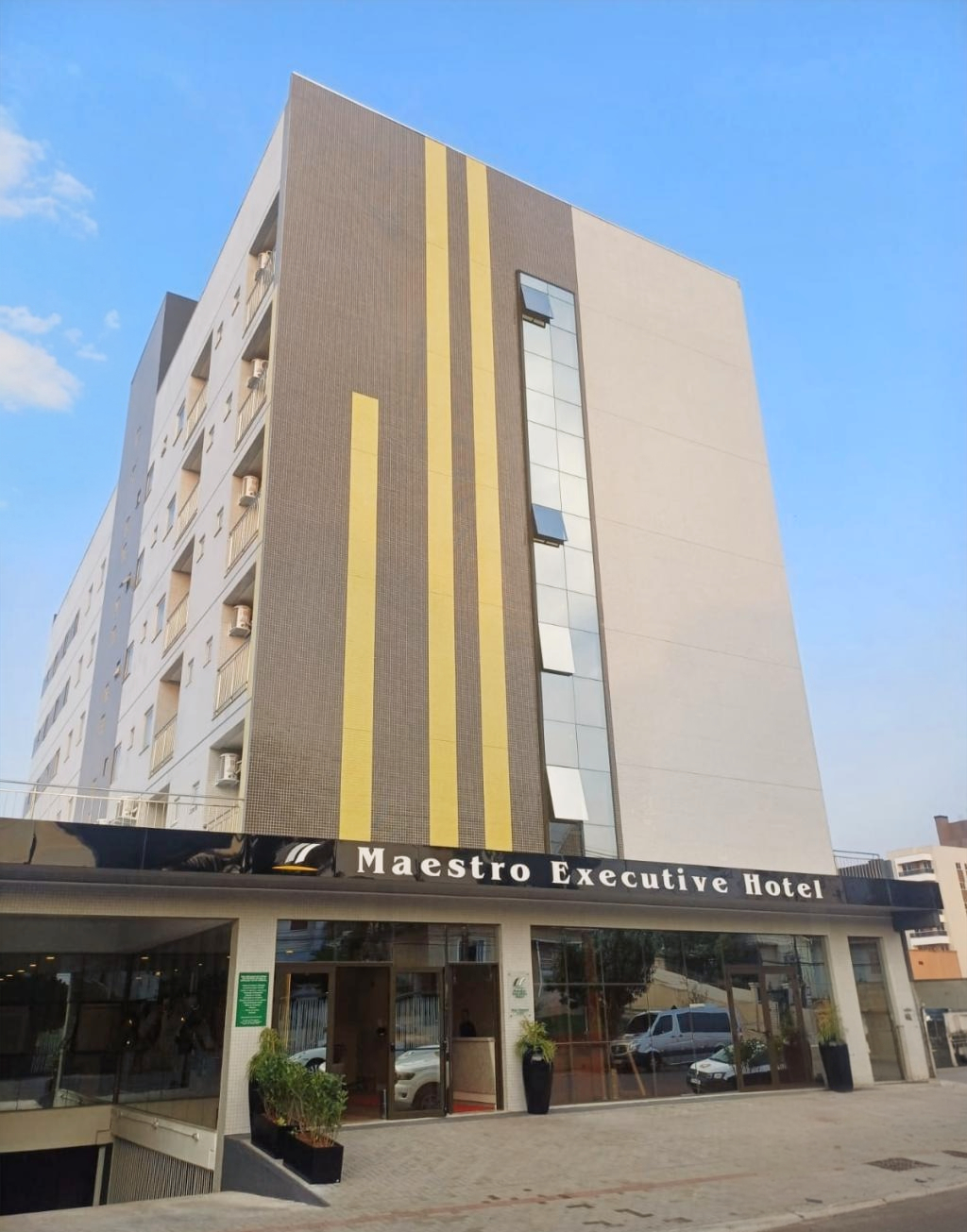 Maestro Hotel