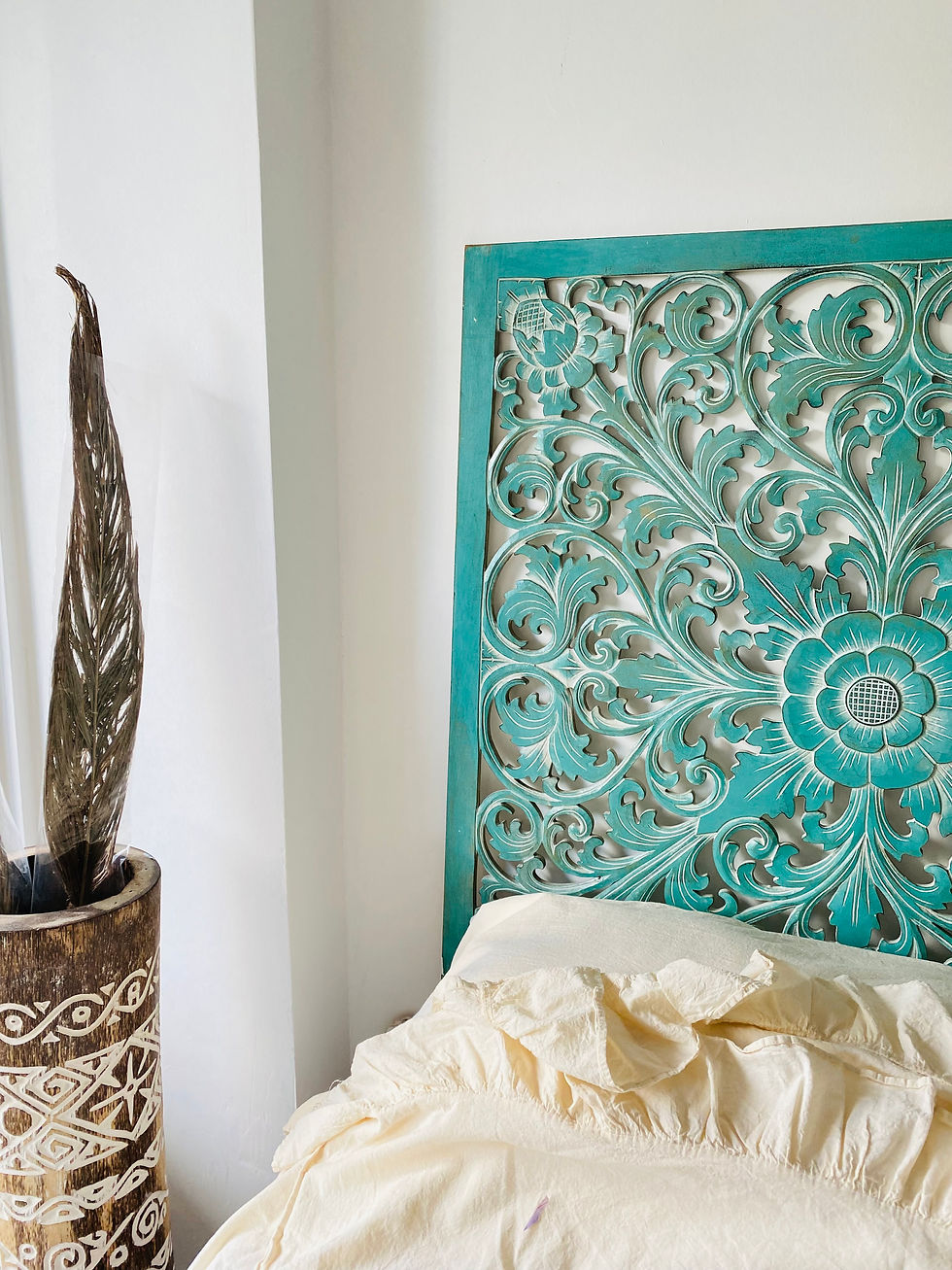 Küçük resim: 100 cm x 100 cm el oyması ahşap mandala - yatak başı / vintage yeşil