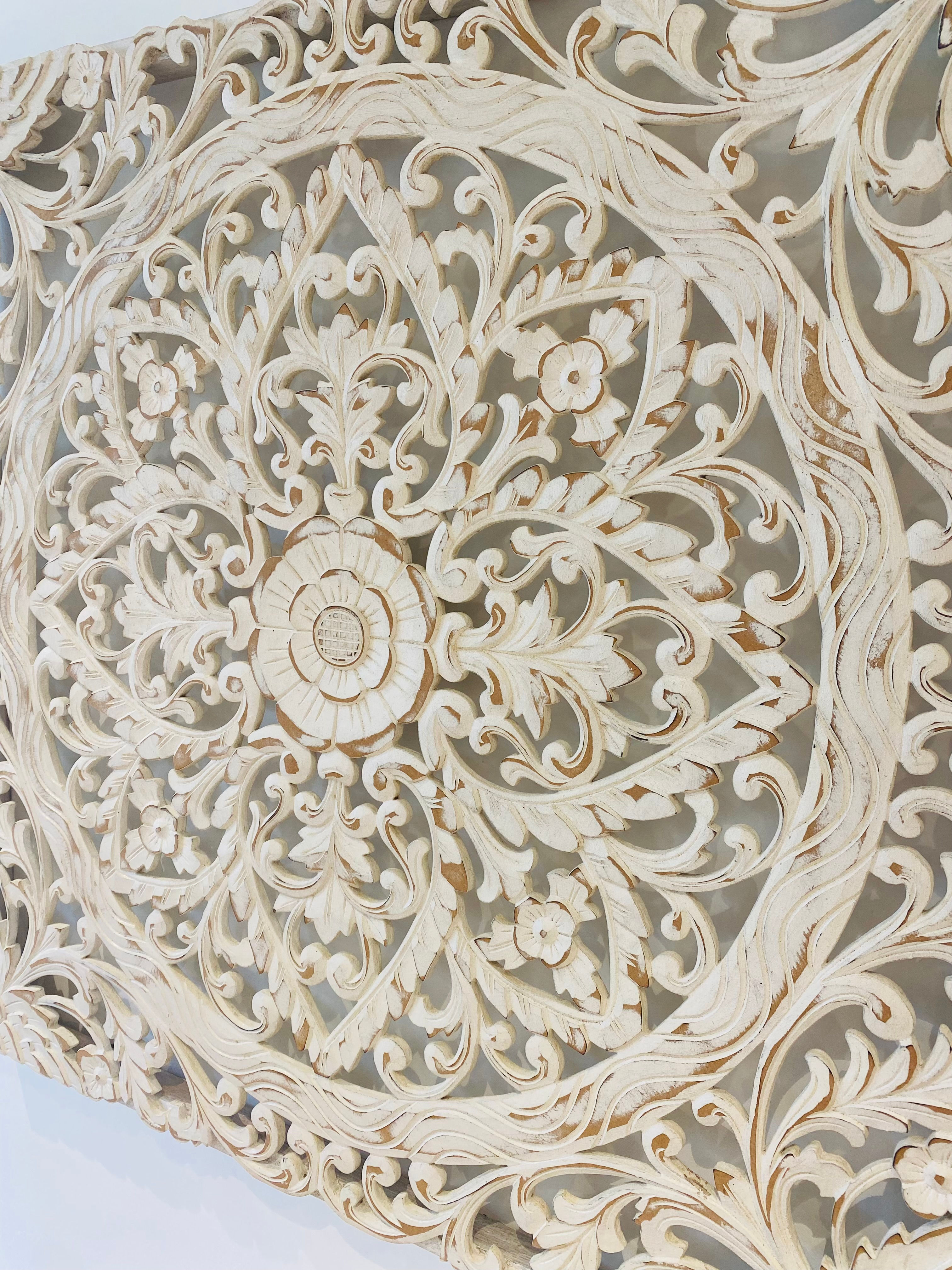 80 cm x 80 cm el oyması ahşap mandala / beyaz eskitme