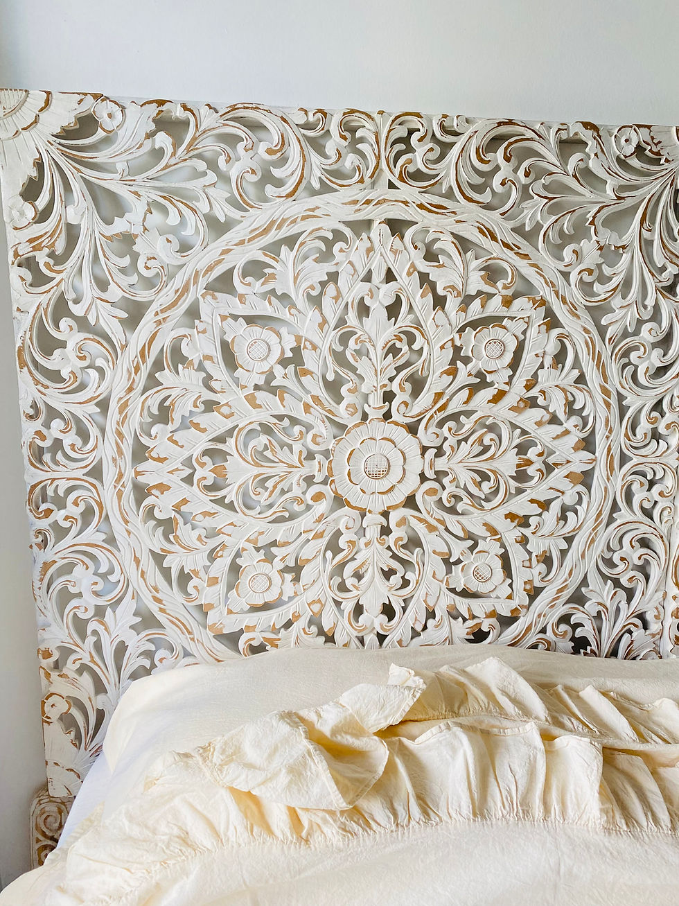 Küçük resim: 100 cm x100 cm el oyması ahşap beyaz mandala / yatak başı