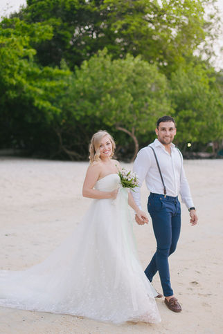 What is a Destination Wedding?