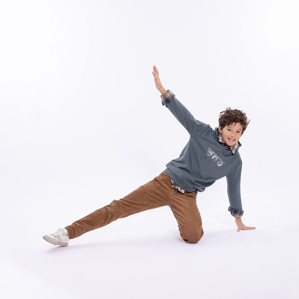 Thumbnail: O56180 NWM boy hooded sweater