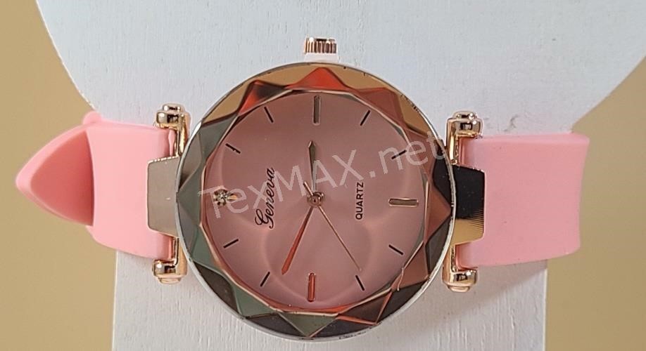 New Years Boutique Blowout Auction