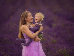 Family portraits taken in lavender fields near Wolverhampton and Birmingham.