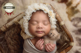 Newborn Photographer Wolverhampton