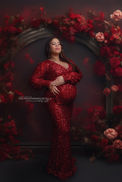 Silhouette of pregnant mother at sunset – maternity photographer Walsall