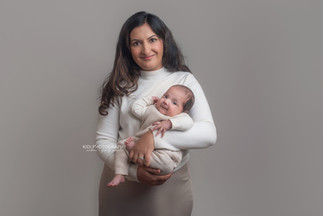 Newborn photography after 2 weeks in Wolverhampton