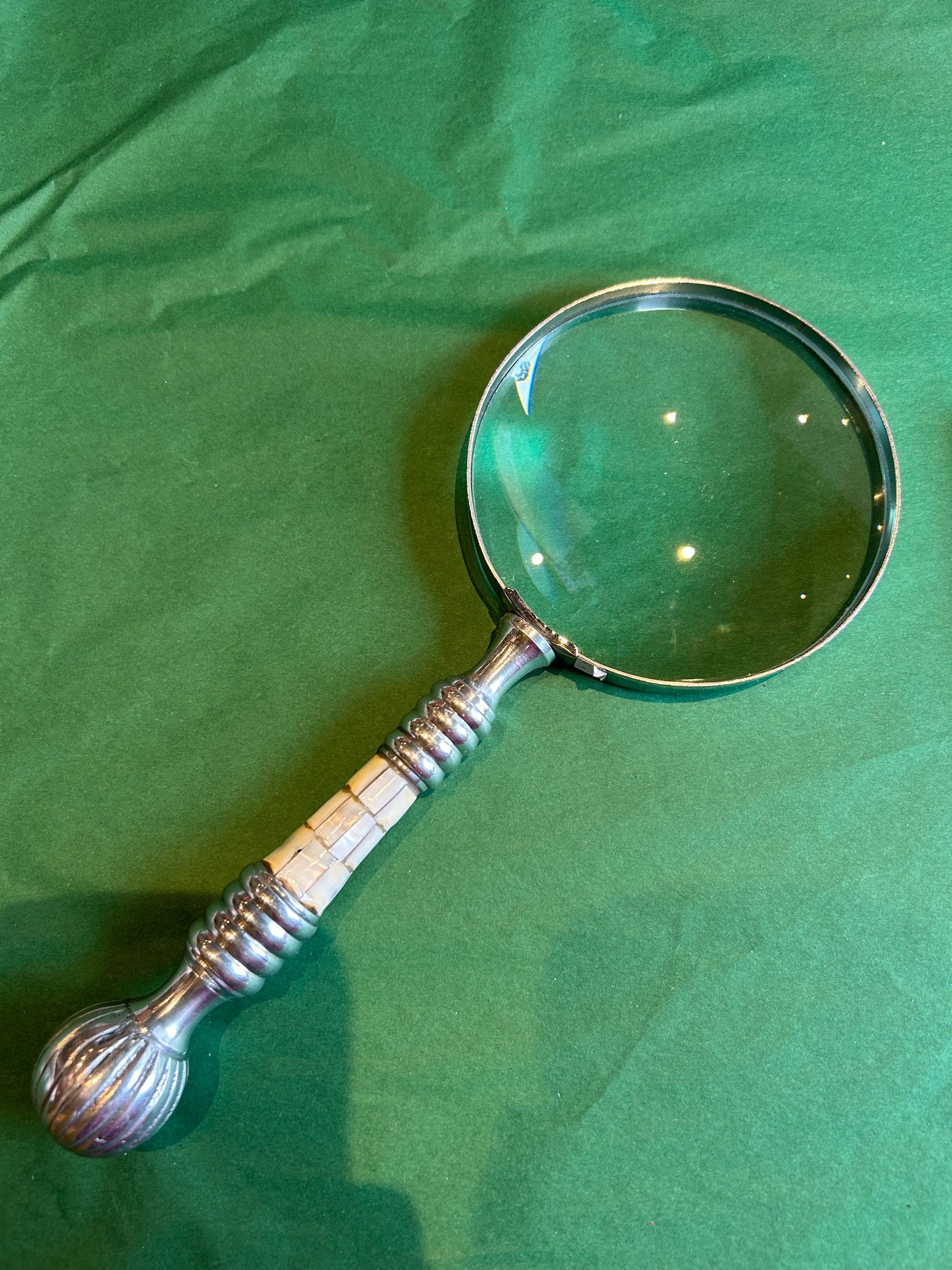 Silver Magnifying Glass with Pearl Title Handle