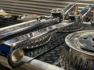 TRAILING ARMS (2) w/ BUSHINGS