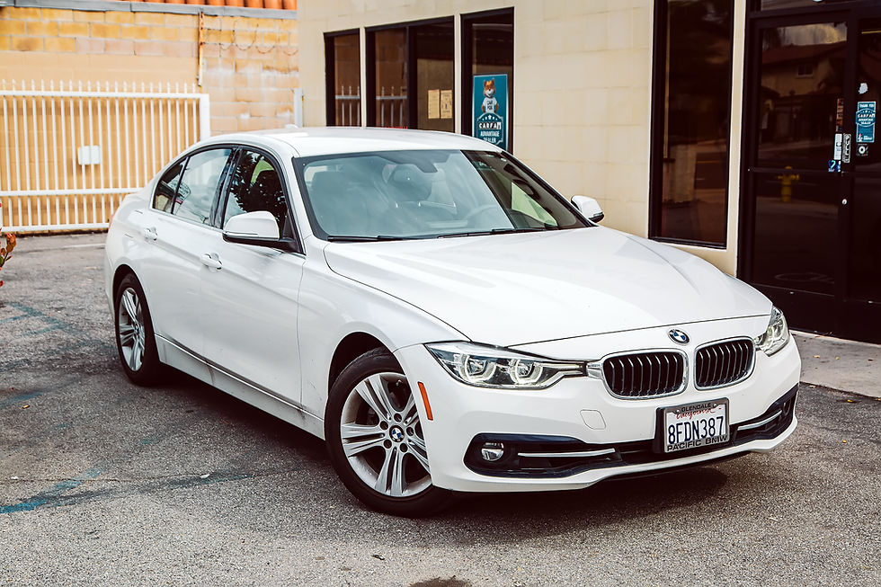 Thumbnail: 2018 BMW 3 Series 330i Sedan