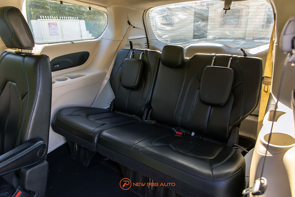 Thumbnail: 2021 Chrysler Pacifica Touring L FWD