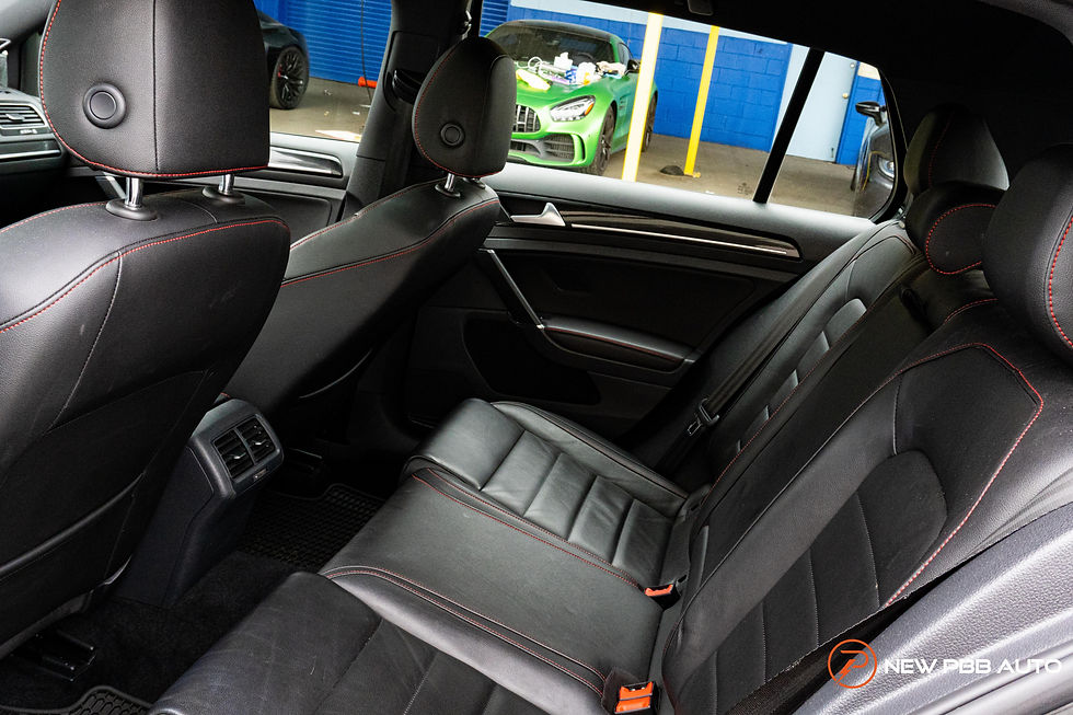 縮圖：2016 Volkswagen Golf GTI 2.0T SE 4-Door FWD