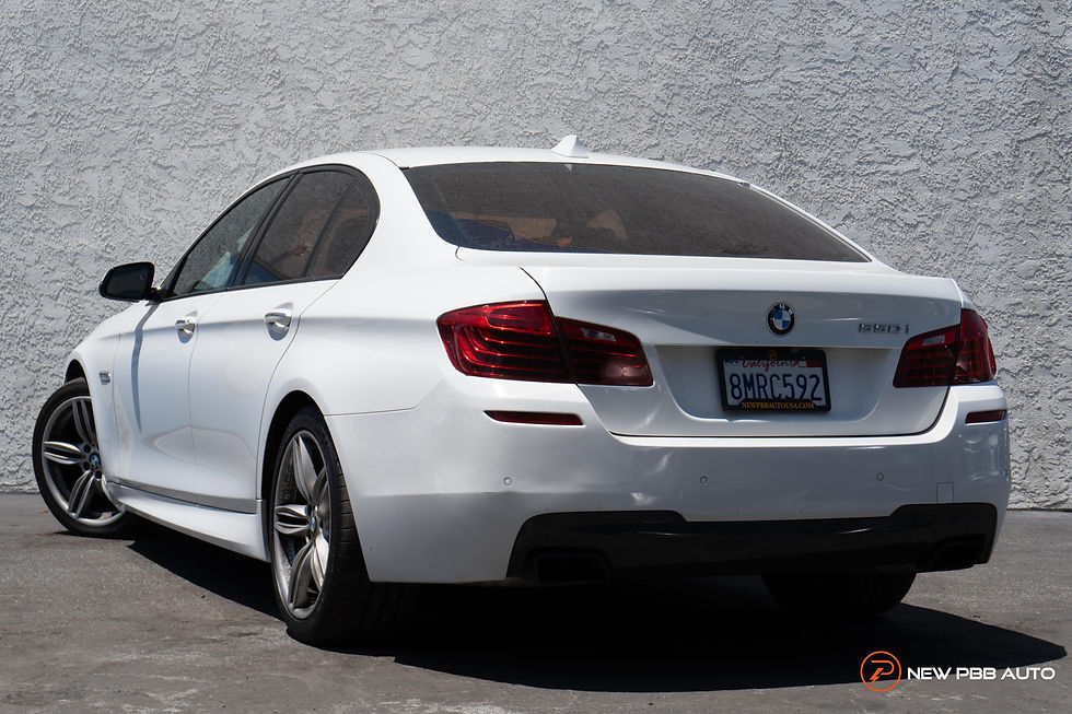 Thumbnail: 2014 BMW 5 Series 550i Sedan RWD