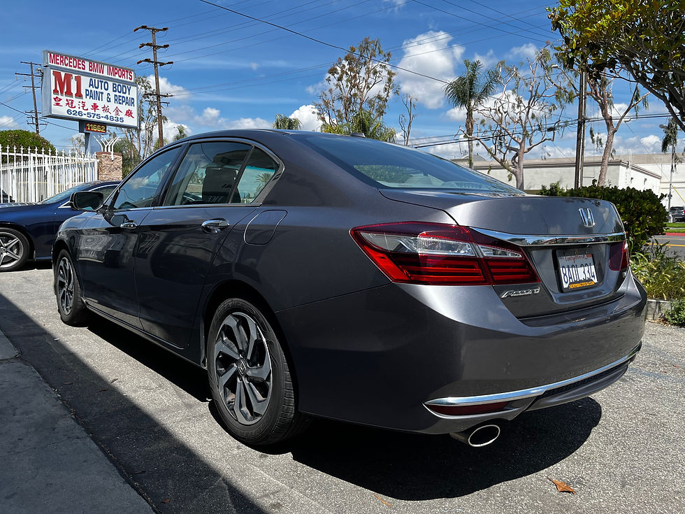 縮圖：2017 Honda Accord V6 EX-L FWD