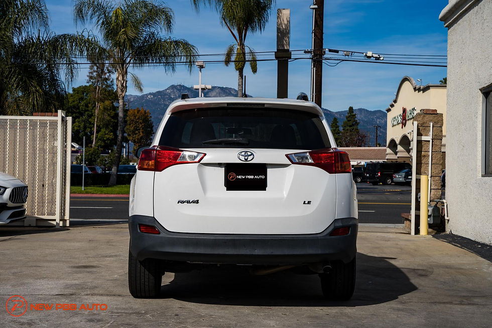 Thumbnail: 2014 Toyota RAV4 LE