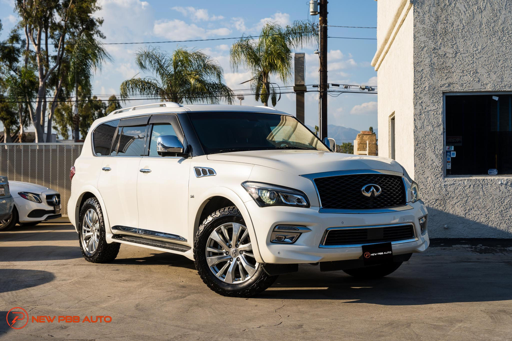 2016 INFINITI QX80 Limited 4WD