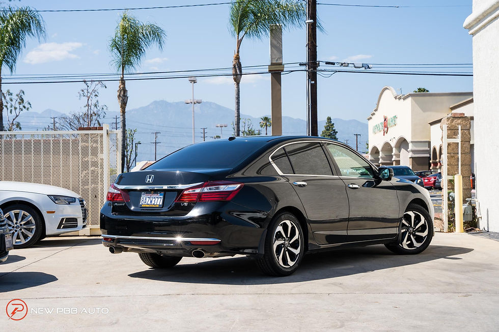 Thumbnail: 2017 Honda Accord V6 EX-L FWD