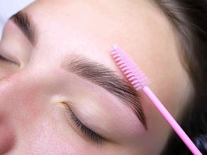 Brow Lamination: o segredo das sobrancelhas alinhadas e sofisticadas