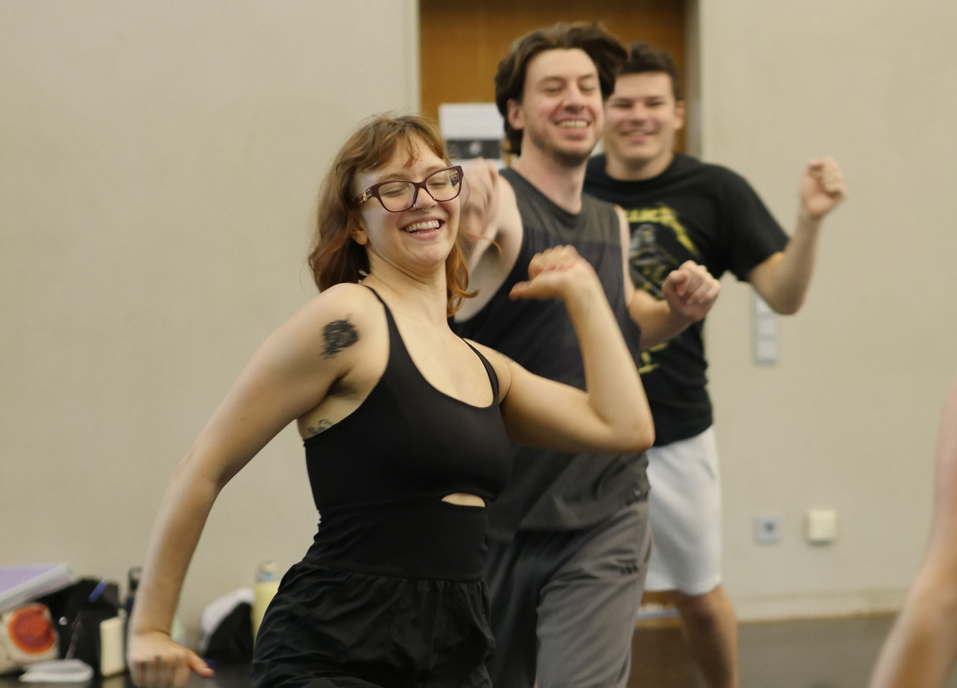     Actors enjoy an improvisation exercise during NIPAI’s international physical theatre workshop in Berlin.