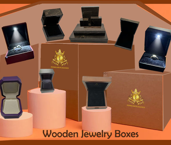 Collection of jewelry boxes with the best brands
