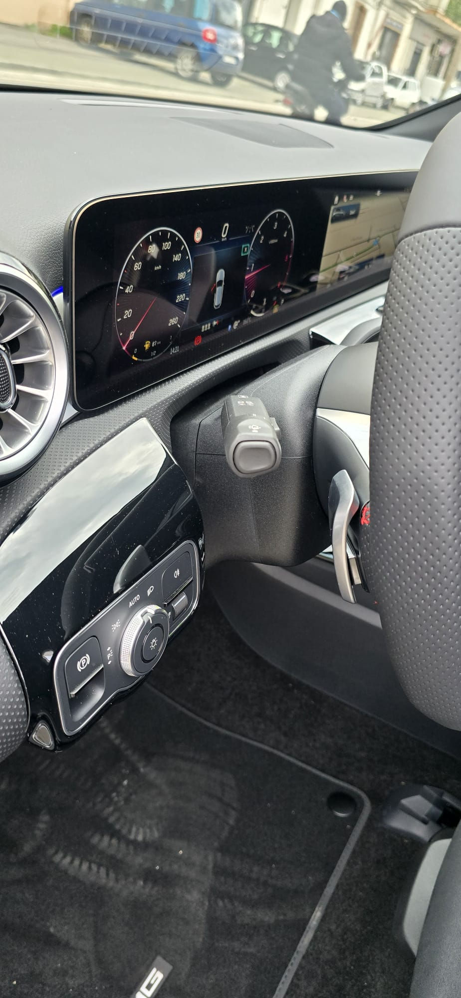 Miniatura: MERCEDES CLASSE A 180 2026