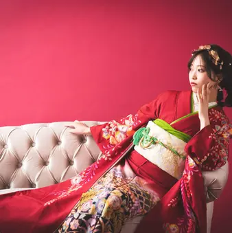 ファンウェディング｜和装での写真撮家の様子