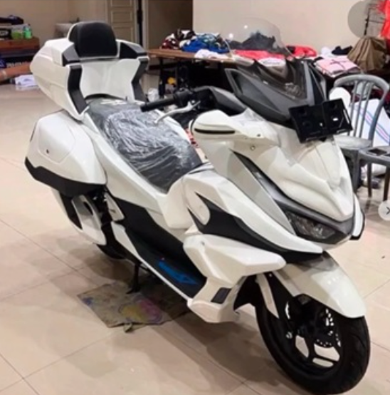 pcxカスタムパーツ