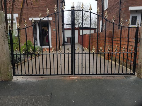 Double Gates 16
