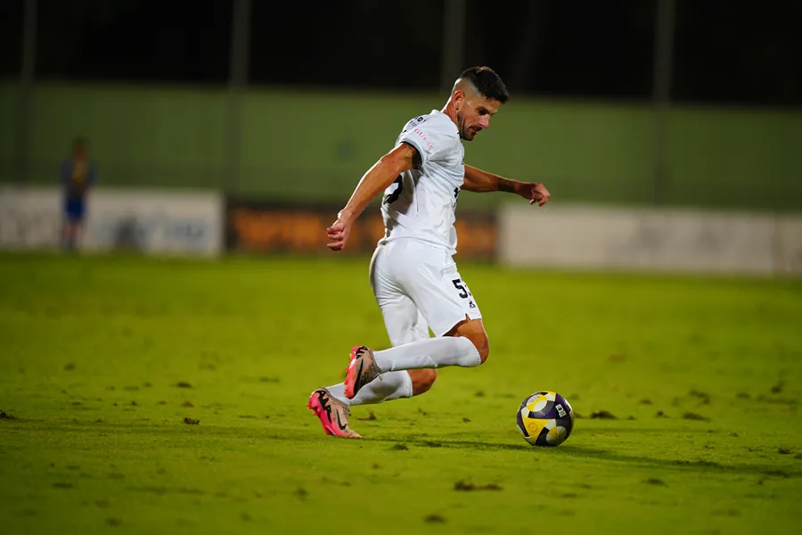 הפועל עפולה נגד הפועל "אלמוג" עכו - מחזור 8 בליגה הלאומית