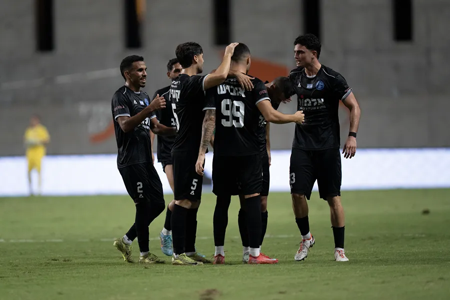 מכבי פתח תקווה נגד הפועל "אלמוג" עכו - מחזור 6 בליגה הלאומית