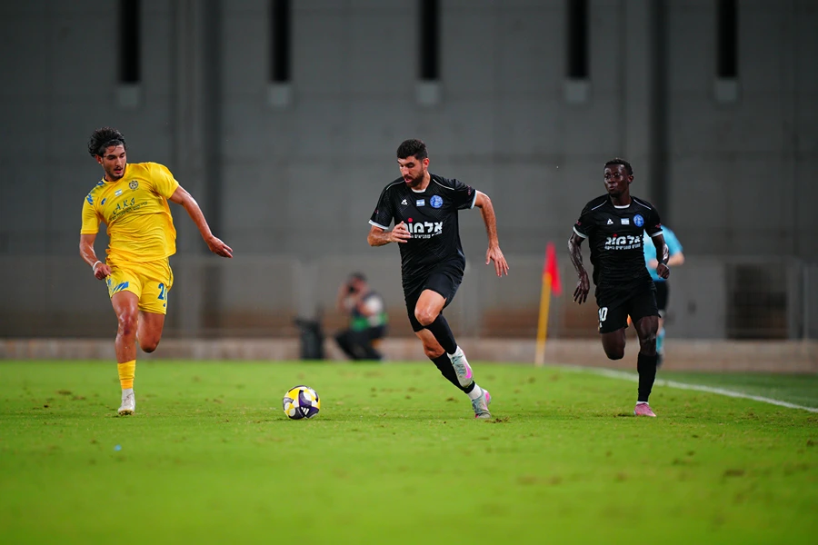 סיבוב ח' בגביע המדינה. מכבי הרצליה נגד הפועל עכו