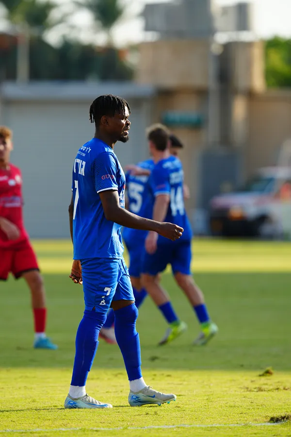 הפועל "אלמוג" עכו נגד הפועל רעננה - מחזור 9 בליגה הלאומית