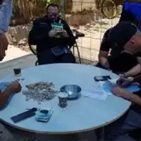 פינוי עסקים מפולשים