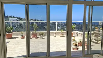 סגירת זכוכית לחדר שמש