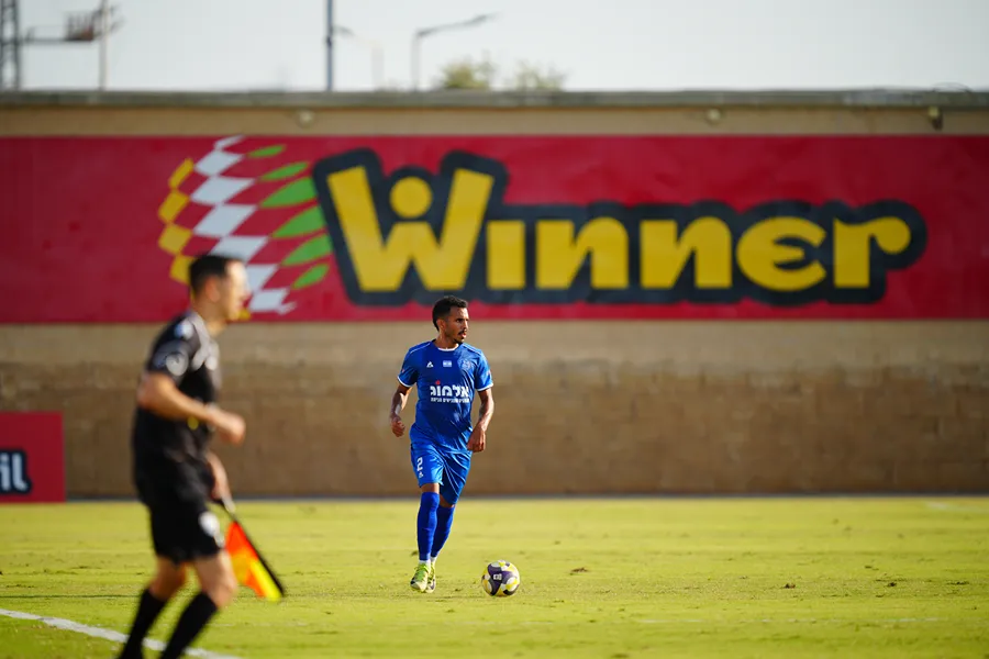 הפועל "אלמוג" עכו נגד הפועל רעננה - מחזור 9 בליגה הלאומית