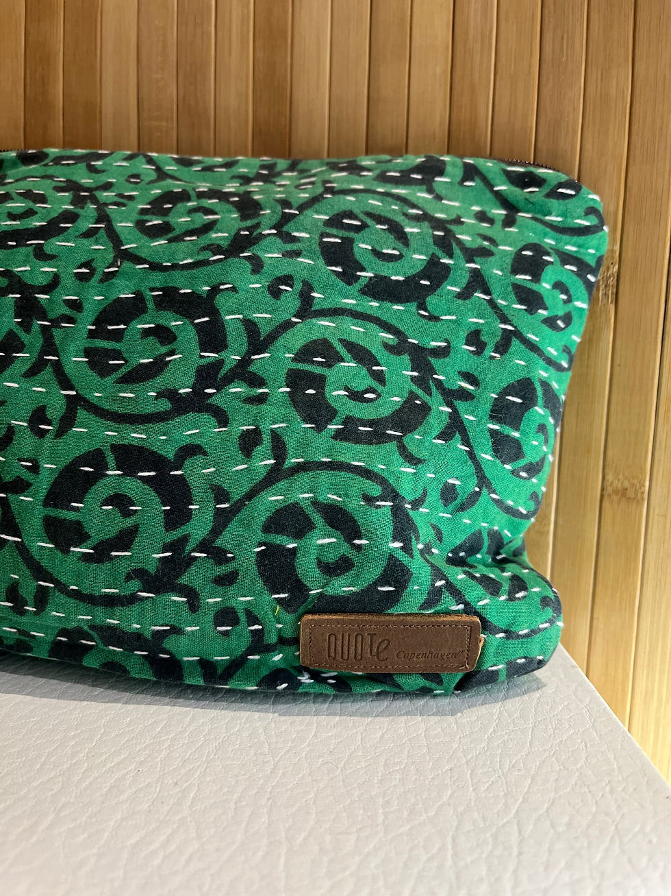 Miniature : Pochette 𝙲𝙰𝚁𝙼𝙰 en Kantha indien 