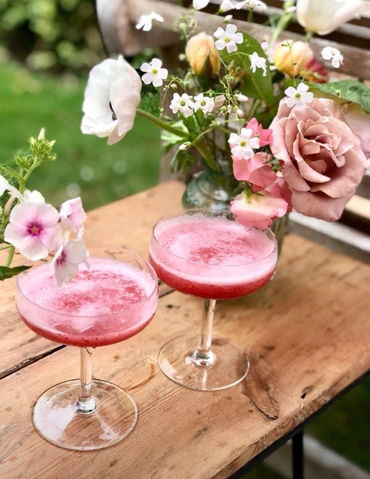 Floral table display