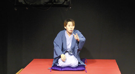 シブチカ鑑賞教室公演時の様子(三遊亭ごはんつぶ「牛ほめ」)