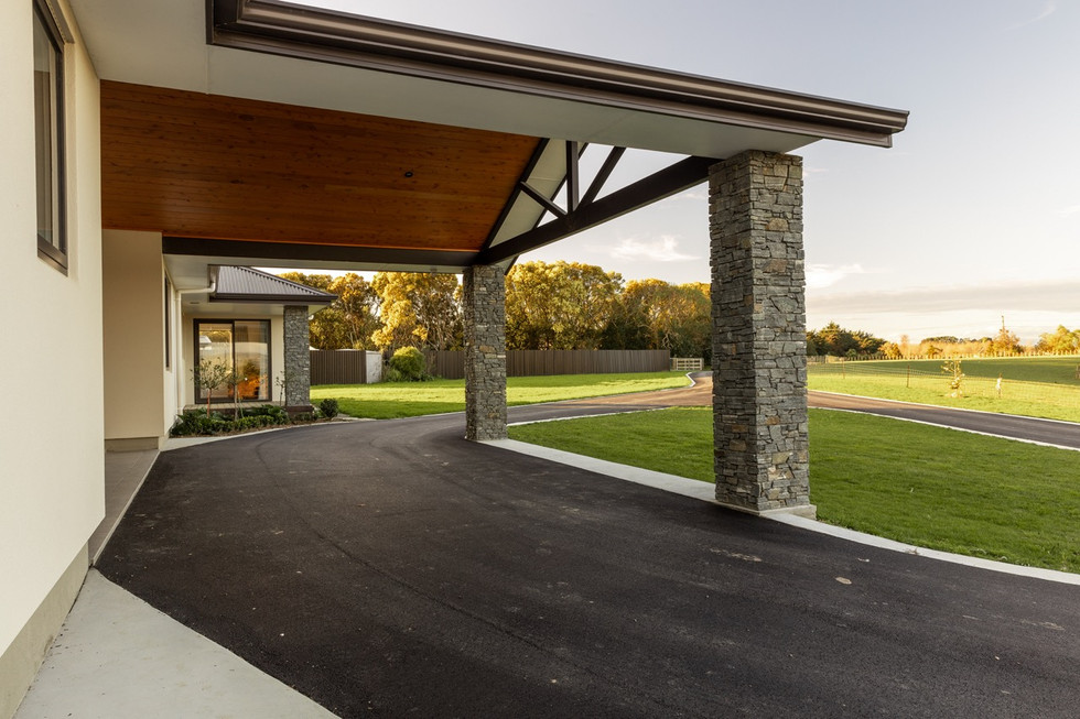 Hill-Construction_Roberts-Line-Exteriors_AK019611 Large.jpeg