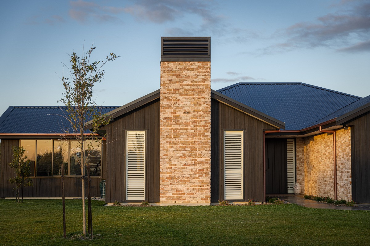 AKR53089_Colquhoun-Way_Hill-Construction.jpg