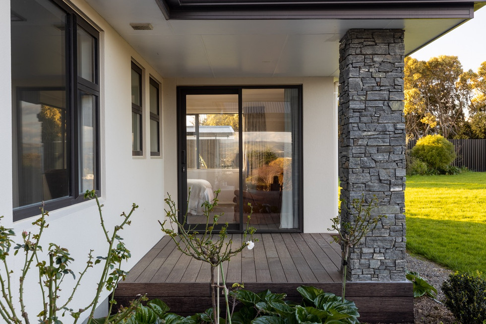 Hill-Construction_Roberts-Line-Exteriors_AK019586 Large.jpeg