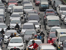 Palace eyes higher insurance coverage for private cars