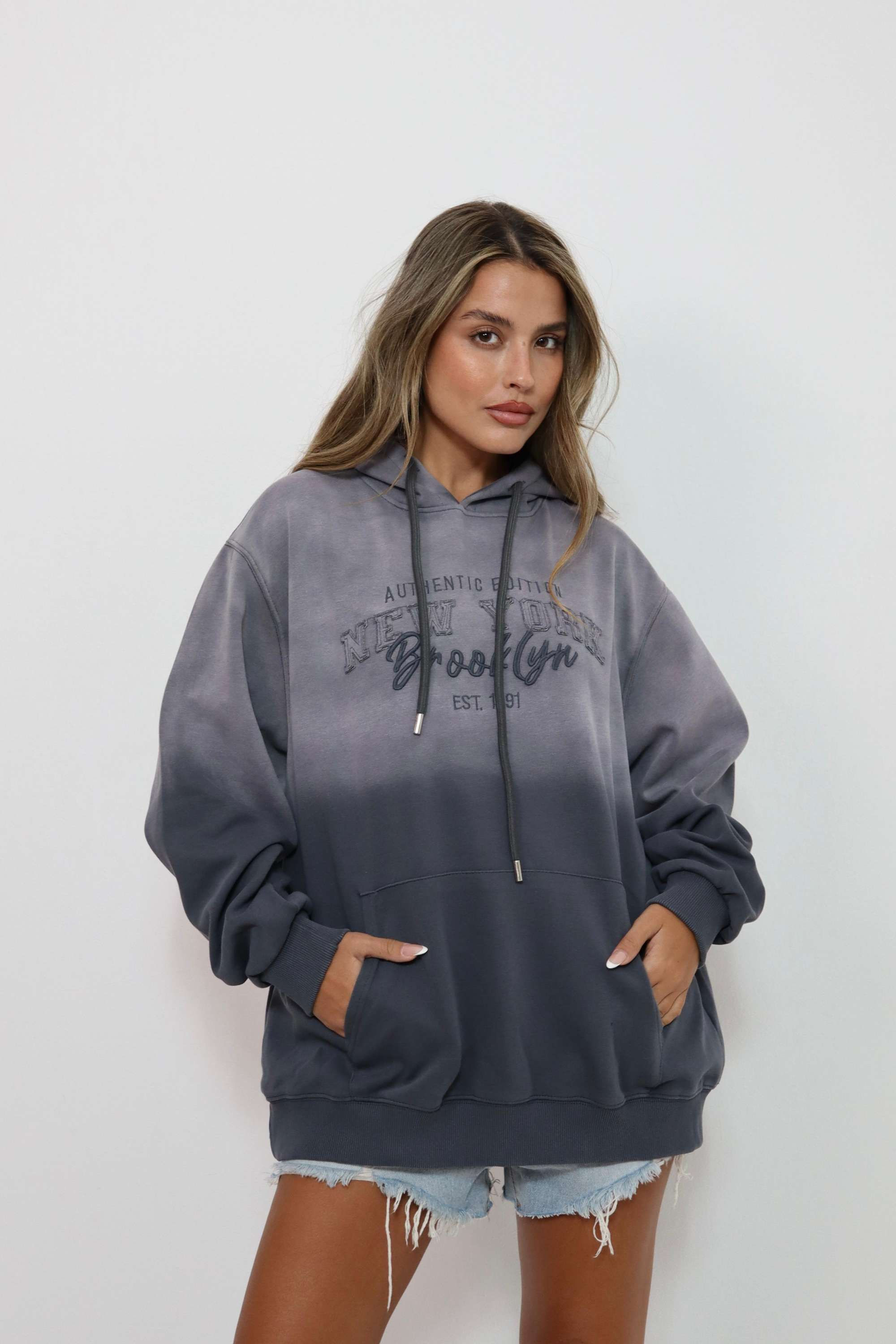 חולצה וואש קפוצ'ון