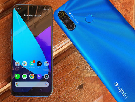 Gadgets for The Social Media and Games: Realme C3