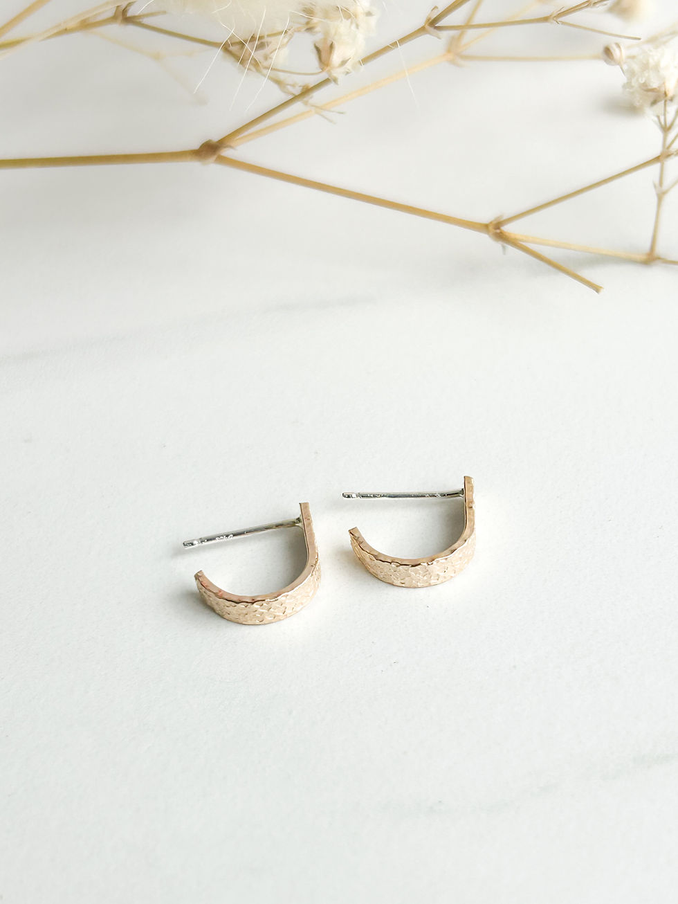Thumbnail: goldfilled textured huggie earrings