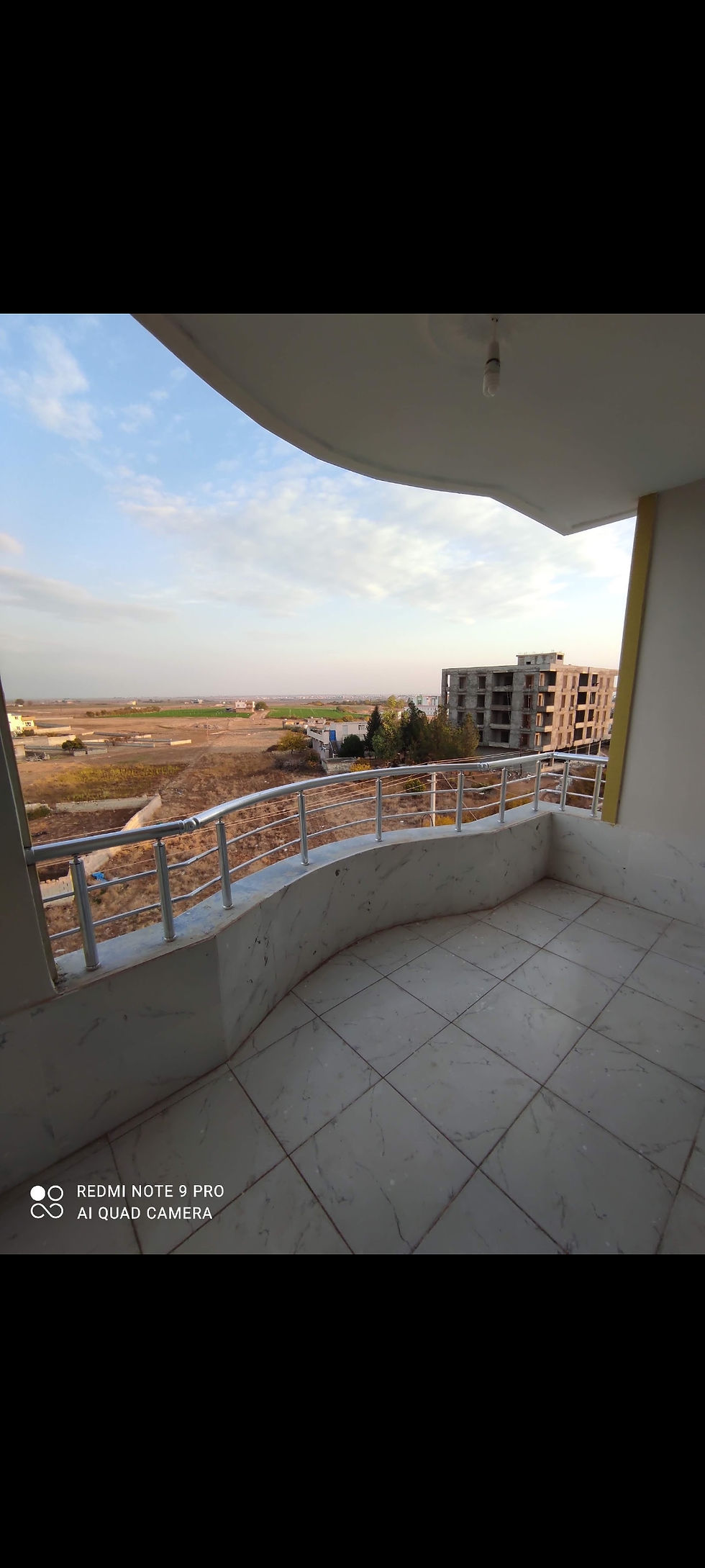 Küçük resim: 15 TEMMUZ MAHALLESİNDE 3+1 200 METREKARE ARA KAT SATİLİK DAİRE