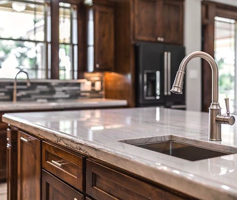 kitchen island top undermount sink_edited.jpg